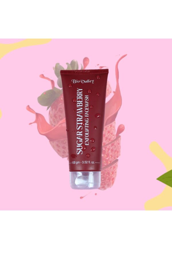 Biovalley Sugar Strawberry Exfoliating Face Wash  (100 ml)