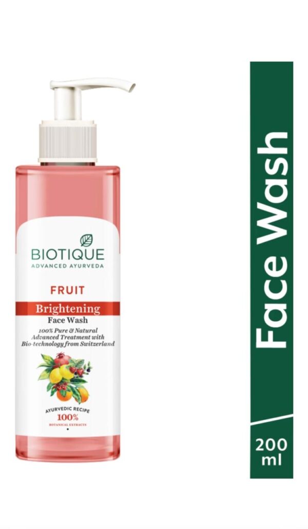 BIOTIQUE Fruit Brightening Face Wash  (200 ml)