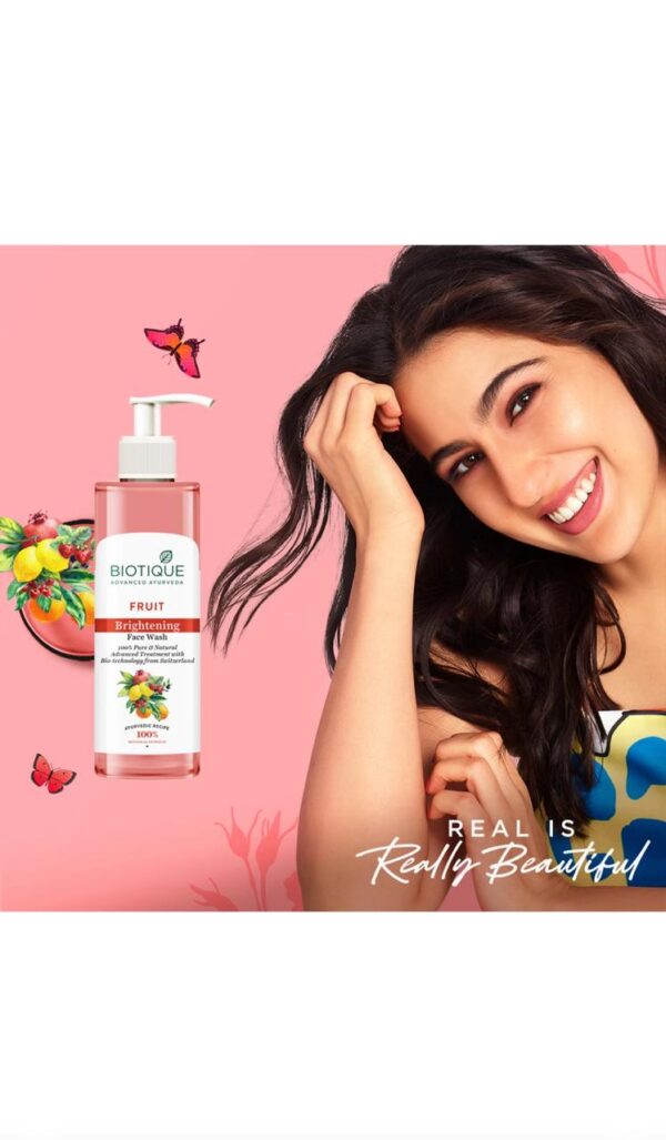 BIOTIQUE Fruit Brightening Face Wash  (200 ml) - Image 2