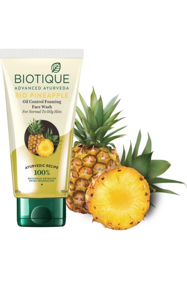 BIOTIQUE Pineapple Oil Control Foaming Face Wash  (150 ml) - Image 3
