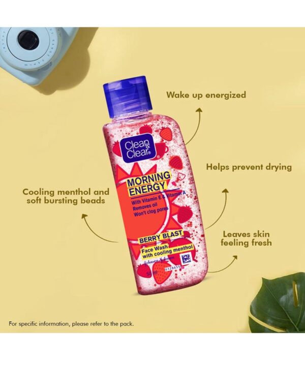 Clean & Clear Morning Energy Berry Blast Face Wash (150ml) - Image 2